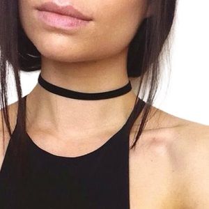 🆕 Velvet Chocker Necklace